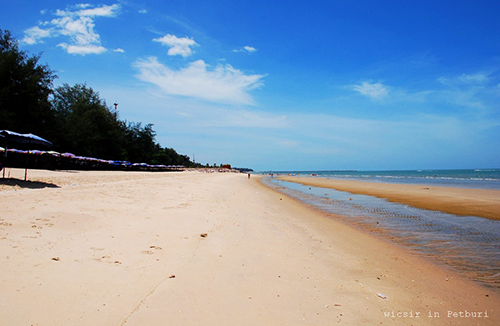 หาดชะอำ